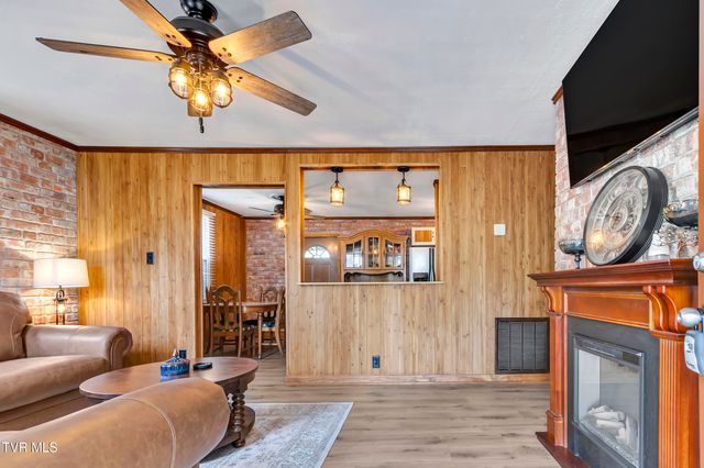 323 Sequoyah Drive, Kingsport, TN 37660