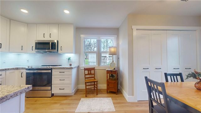 101 East Bryan, Brenham, TX 77833