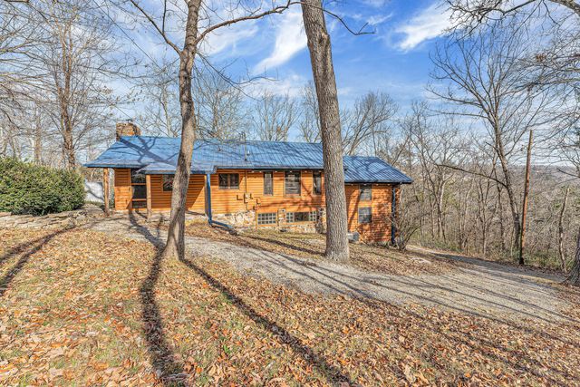 149 Princeton Avenue, Hollister, MO 65672