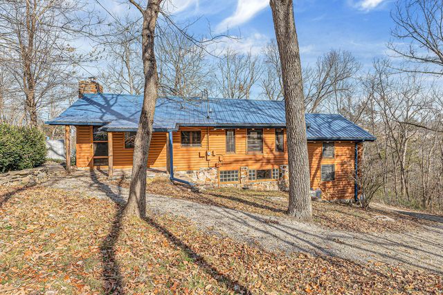 149 Princeton Avenue, Hollister, MO 65672