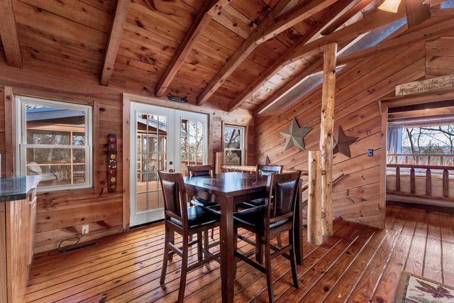 149 Princeton Avenue, Hollister, MO 65672