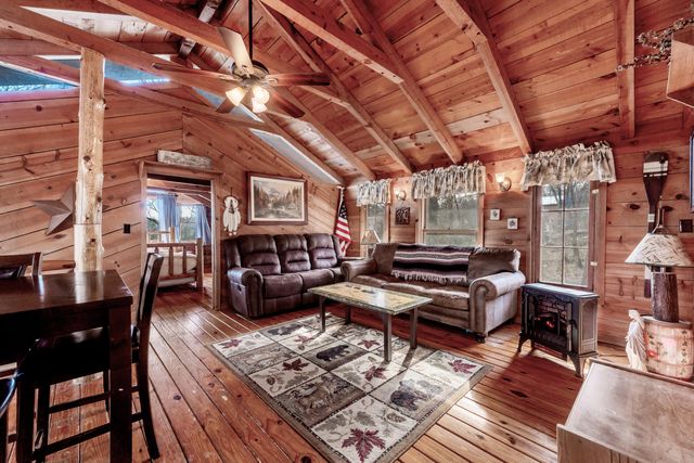 149 Princeton Avenue, Hollister, MO 65672