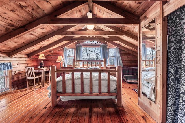 149 Princeton Avenue, Hollister, MO 65672