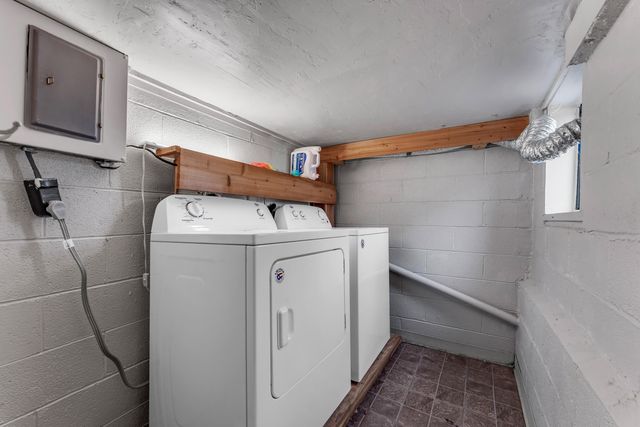 149 Princeton Avenue, Hollister, MO 65672