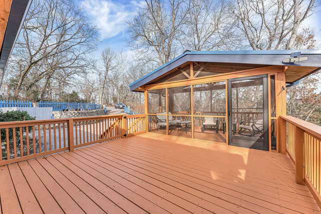 149 Princeton Avenue, Hollister, MO 65672