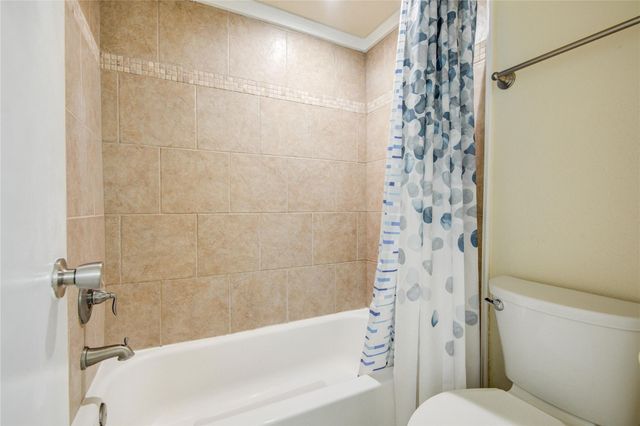 2100 Tanglewilde Street 349, Houston, TX 77063