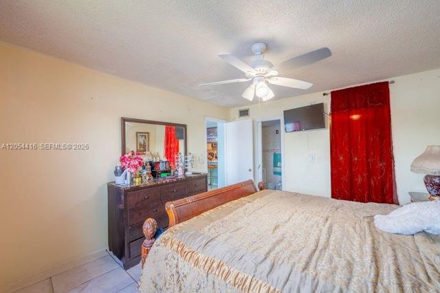 9917 W Okeechobee Road 3306, Hialeah Gardens, FL 33016