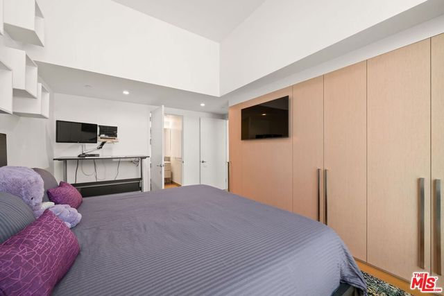 877 Francisco Street 806, Los Angeles, CA 90017