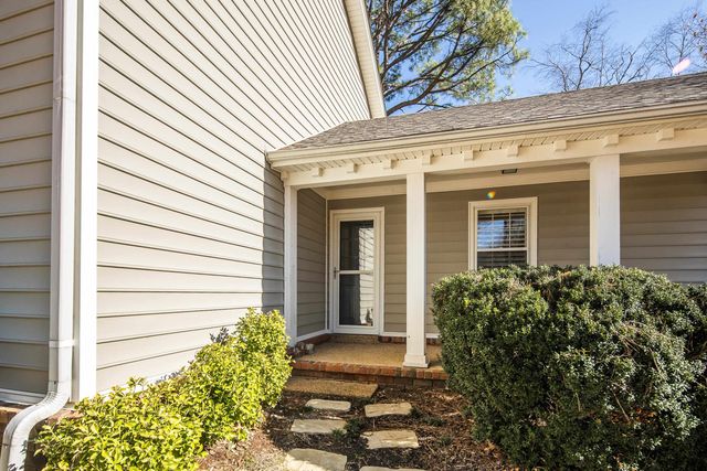 7340 CORNUTA LN, Germantown, TN 38138