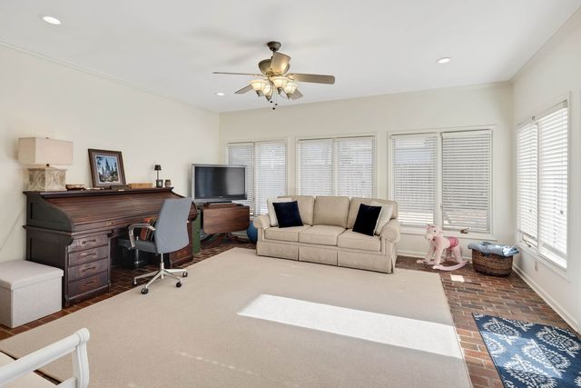 7340 CORNUTA LN, Germantown, TN 38138