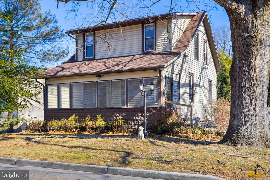 421 CEDAR AVENUE, Lindenwold, NJ 08021