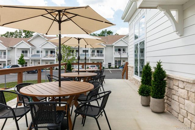 6 Hudson West Drive 322 322, 707, 919, 922, Marlboro, NY 12542