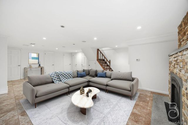 22-61 46th Street, Astoria, NY 11105