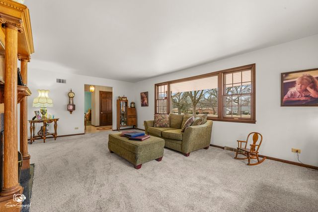 506 Timberline Drive, Joliet, IL 60431