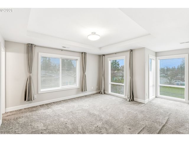 8209 Se 69TH Ave, Portland, OR 97206