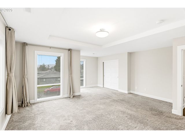 8209 Se 69TH Ave, Portland, OR 97206