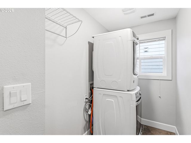 8209 Se 69TH Ave, Portland, OR 97206