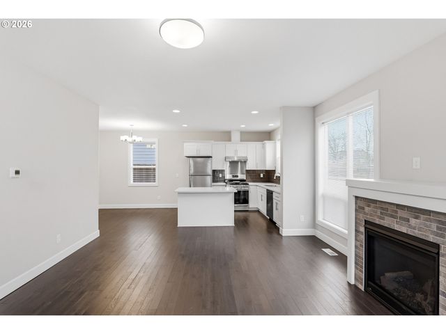 8209 Se 69TH Ave, Portland, OR 97206