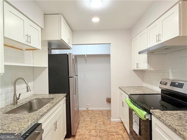 1166 Booth Road SW 908, Marietta, GA 30008
