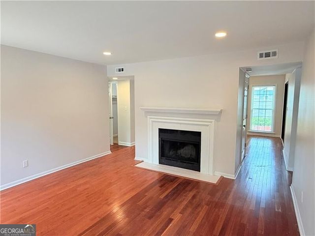 1166 Booth Road SW 908, Marietta, GA 30008