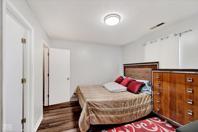 11103 Waterfield Place, Indianapolis, IN 46235