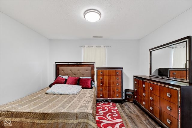 11103 Waterfield Place, Indianapolis, IN 46235