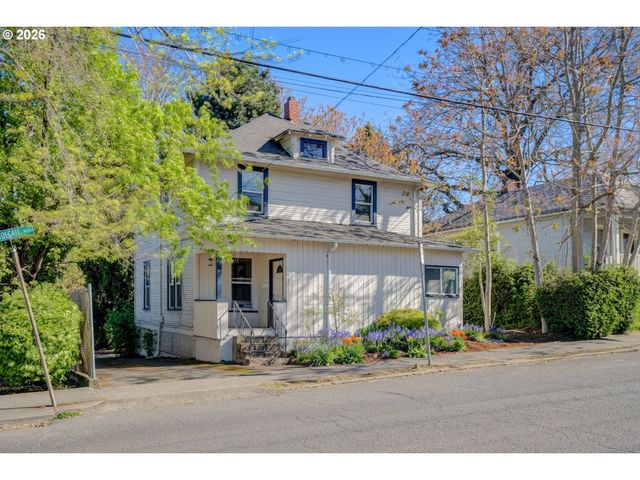 3951 Se HOLGATE Blvd, Portland, OR 97202