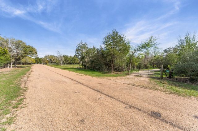 1221 Abel Road, New Ulm, TX 78950