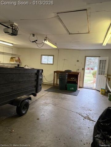 1408 Williamsburg Road, Flint, MI 48507