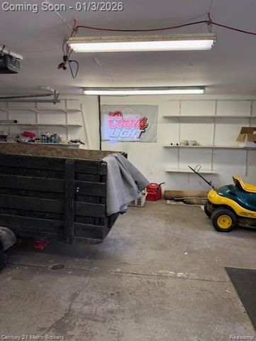 1408 Williamsburg Road, Flint, MI 48507