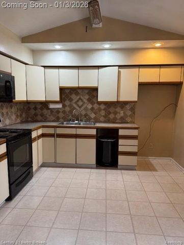 1408 Williamsburg Road, Flint, MI 48507