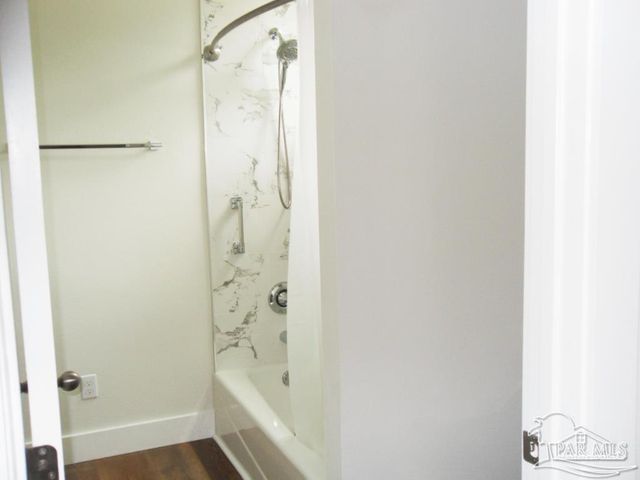 3003 E Blount St, Pensacola, FL 32503