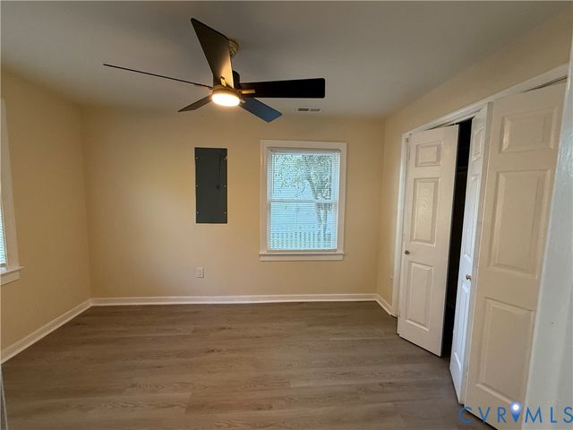 204 S Mesa Dr, Hopewell, VA 23860