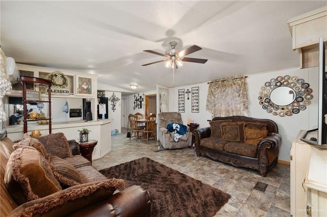 14 W 4th Street N, Weslaco, TX 78596