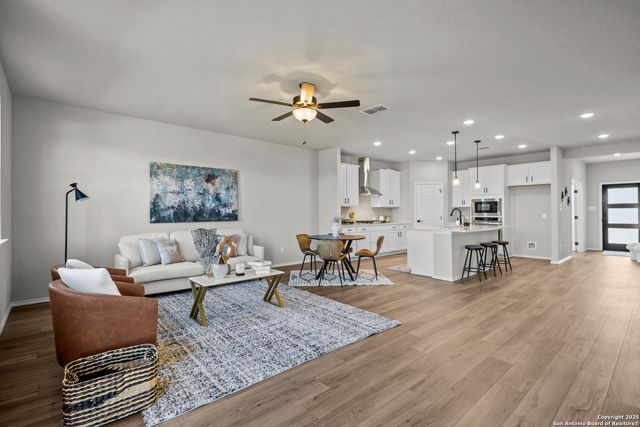 3457 Meteor Night, Converse, TX 78109