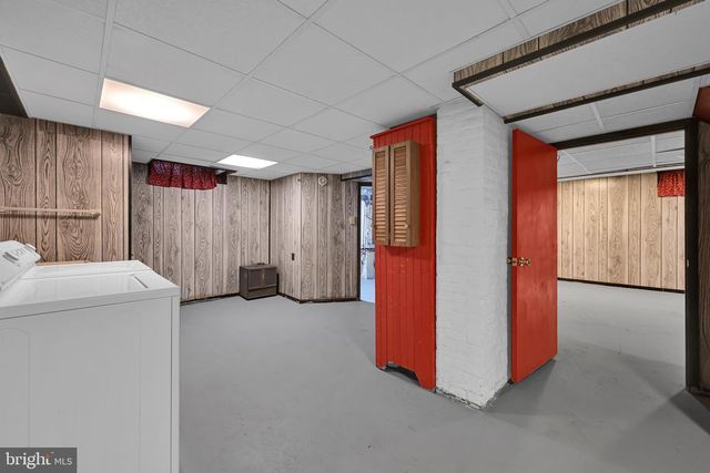 116 PARK RD, Reading, PA 19610