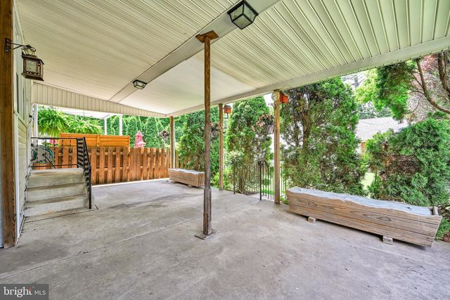 116 PARK RD, Reading, PA 19610