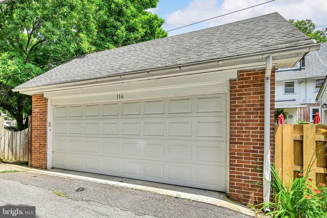 116 PARK RD, Reading, PA 19610