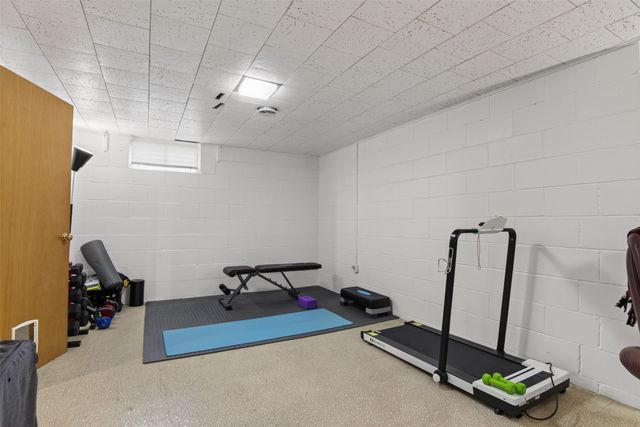 4108 Ardmore Road, Des Moines, IA 50310