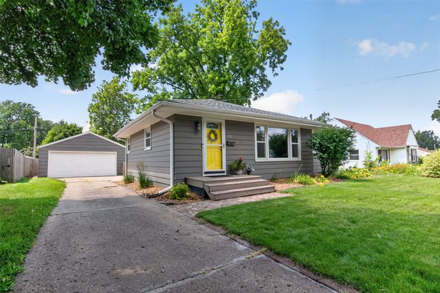 4108 Ardmore Road, Des Moines, IA 50310