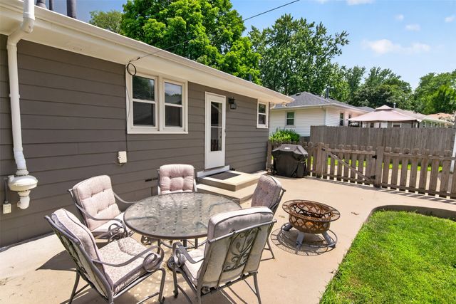 4108 Ardmore Road, Des Moines, IA 50310
