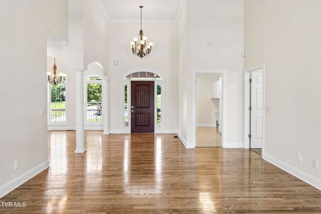 406 Grovemont Place, Piney Flats, TN 37686