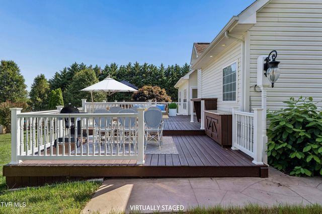 406 Grovemont Place, Piney Flats, TN 37686