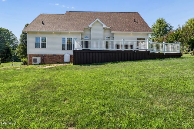 406 Grovemont Place, Piney Flats, TN 37686