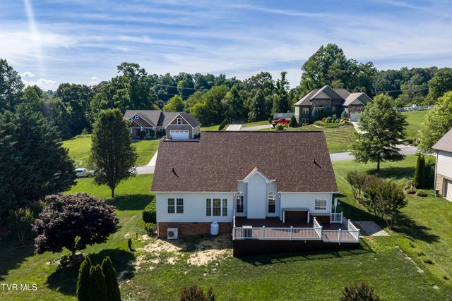406 Grovemont Place, Piney Flats, TN 37686
