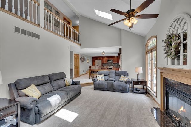 75 Michael's Walk, Lancaster, NY 14086