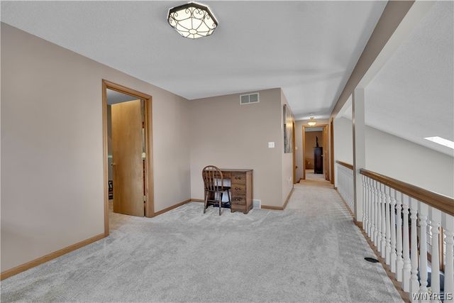 75 Michael's Walk, Lancaster, NY 14086