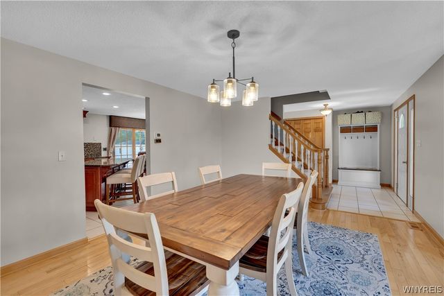 75 Michael's Walk, Lancaster, NY 14086