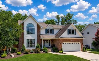 75 Michael's Walk, Lancaster, NY 14086