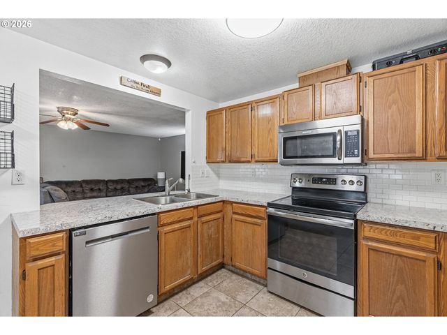 7001 Ne 101ST Ct, Vancouver, WA 98662
